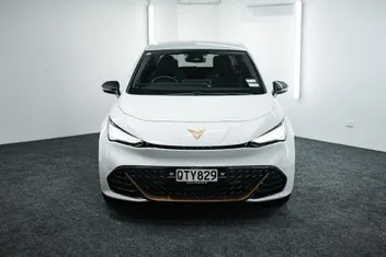 Cupra Born 2024 photo 3