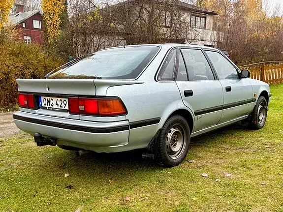 Toyota Carina 1989 photo 5