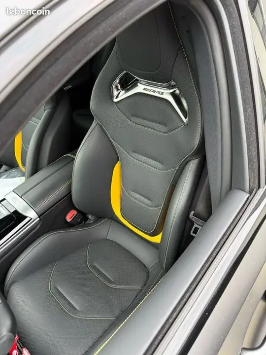 Mercedes-Benz C-Class 2023 photo 2