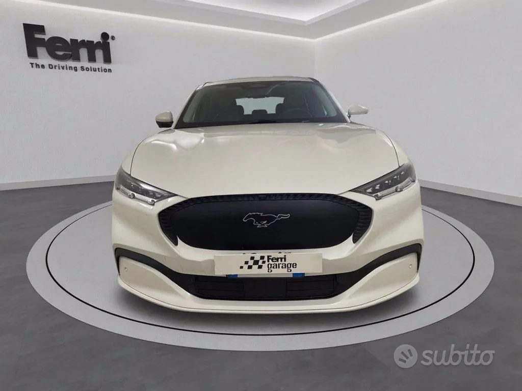 Ford Mustang Mach-E 2021 photo 2