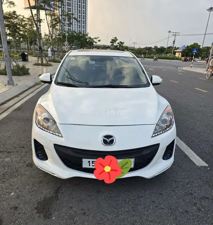 Mazda 3 2014 photo 3