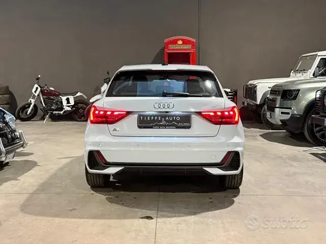 Audi A1 2024 photo 5