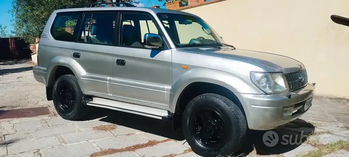Toyota Land Cruiser 2001 photo 3