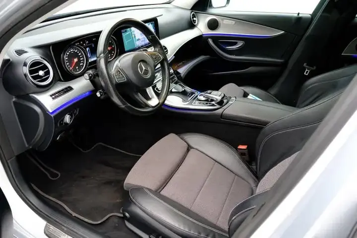 Mercedes-Benz E-Class 2017 photo 2