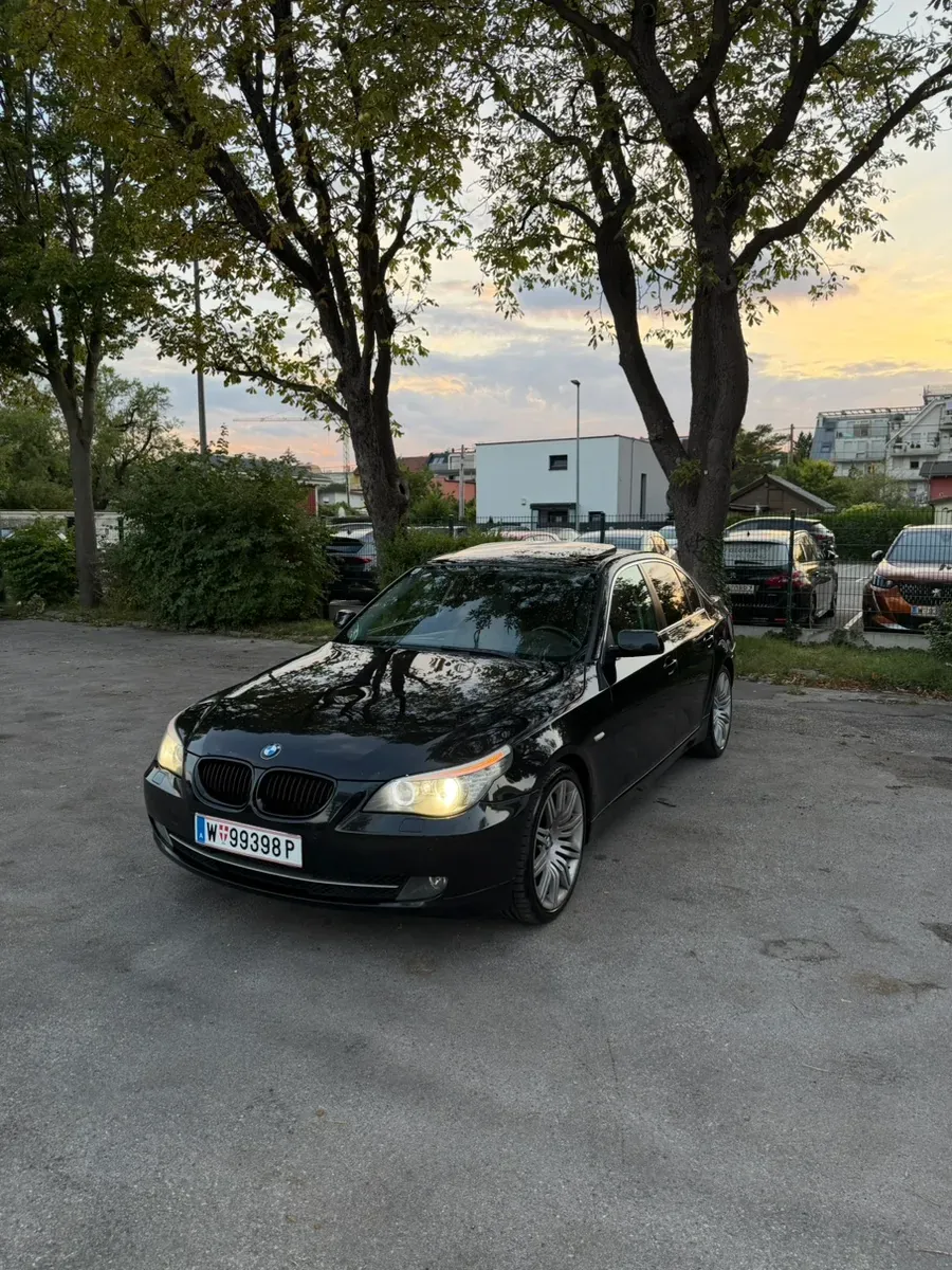 BMW 5 Series 2008 photo 3