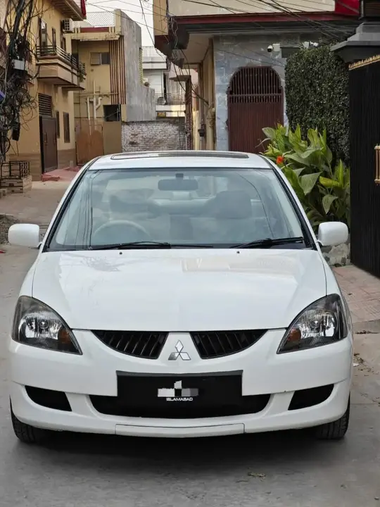 Mitsubishi Lancer