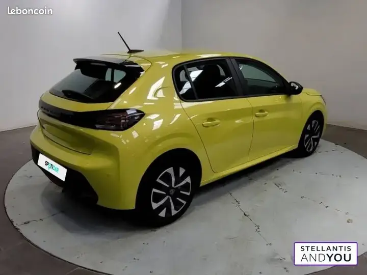 Peugeot 208 2024 photo 5