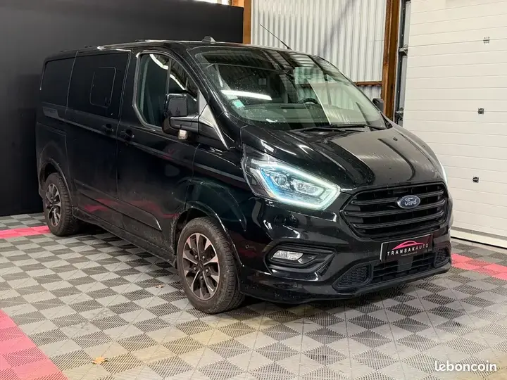 Ford Tourneo Custom 2020 photo 3