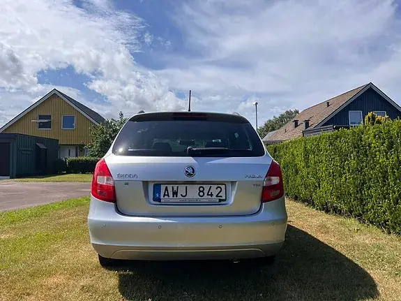 Skoda Fabia 2014 photo 3
