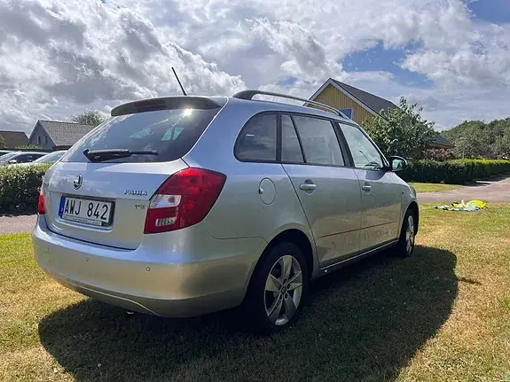 Skoda Fabia 2014 photo 4