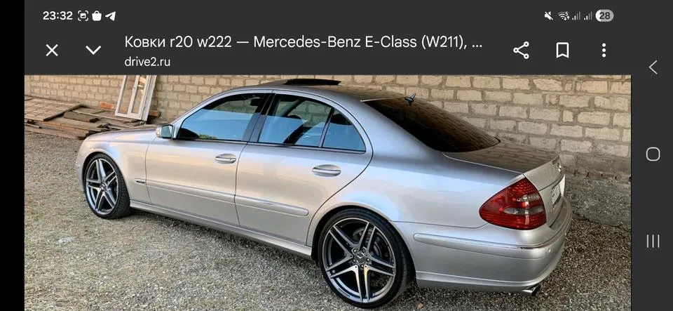 Mercedes-Benz W211