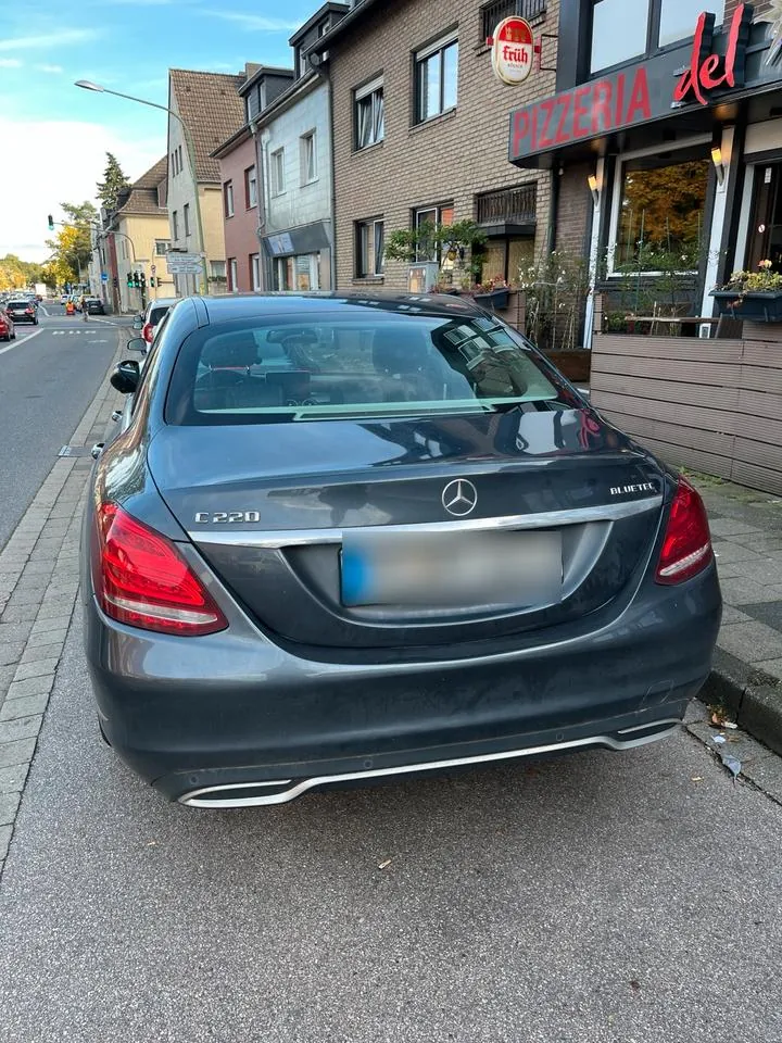 Mercedes-Benz C220 Bluetec
