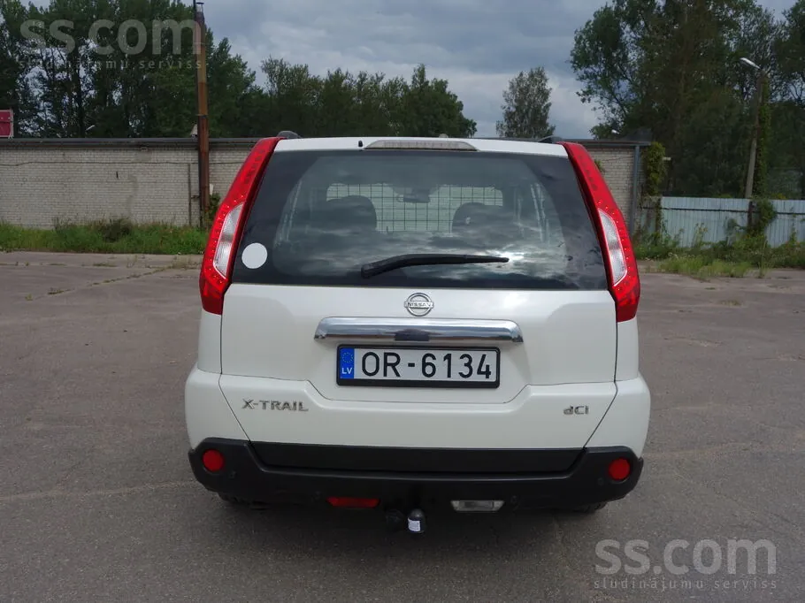 Nissan X-Trail 2011 photo 4