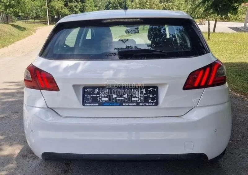 Peugeot 308 2015 photo 4