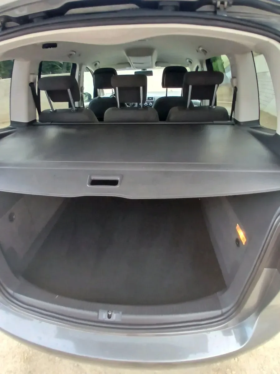 Volkswagen Touran 2014 photo 3