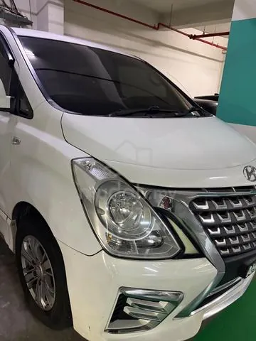 Hyundai Starex