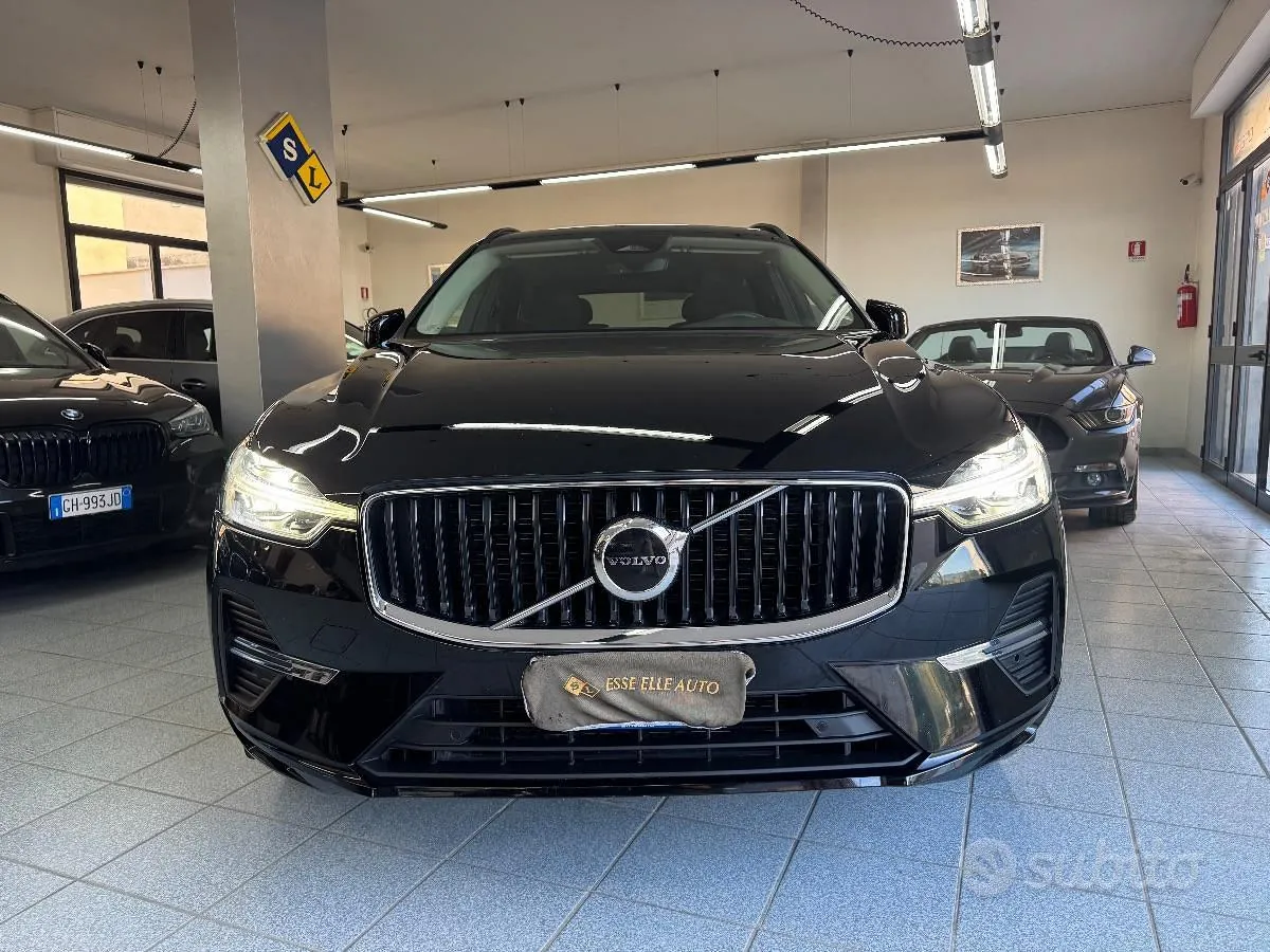 Volvo Xc60 2023 photo 2