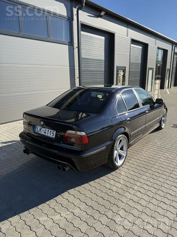 BMW 530D 2003 photo 2