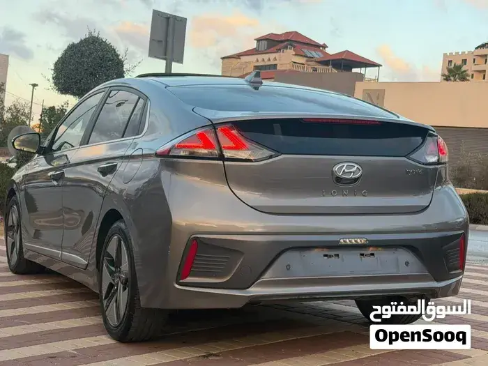 Hyundai Ioniq 2022 photo 3