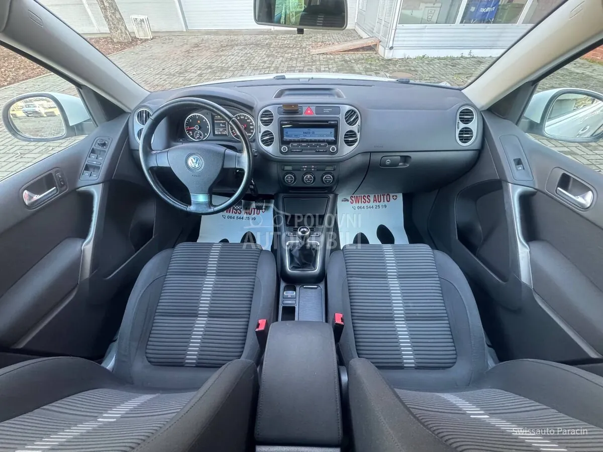 Volkswagen Tiguan 2009 photo 4