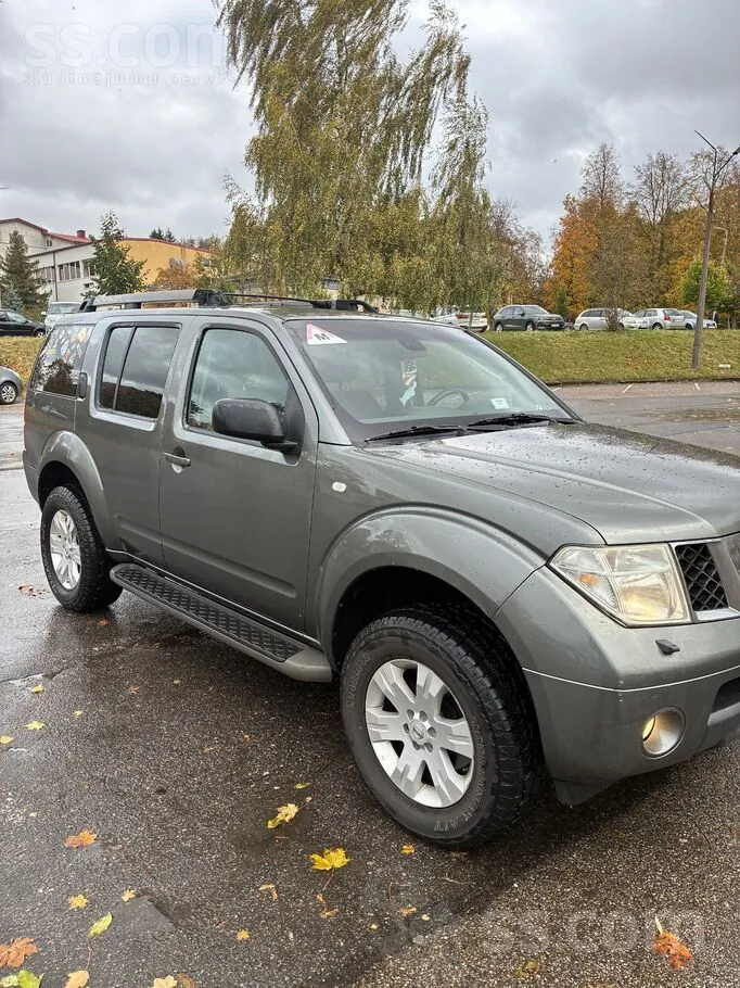 Nissan Pathfinder 2006 photo 3
