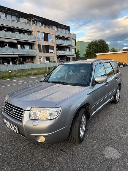 Subaru Forester 2008 photo 2