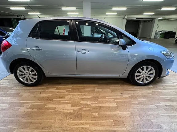 Toyota Auris 2007 photo 3