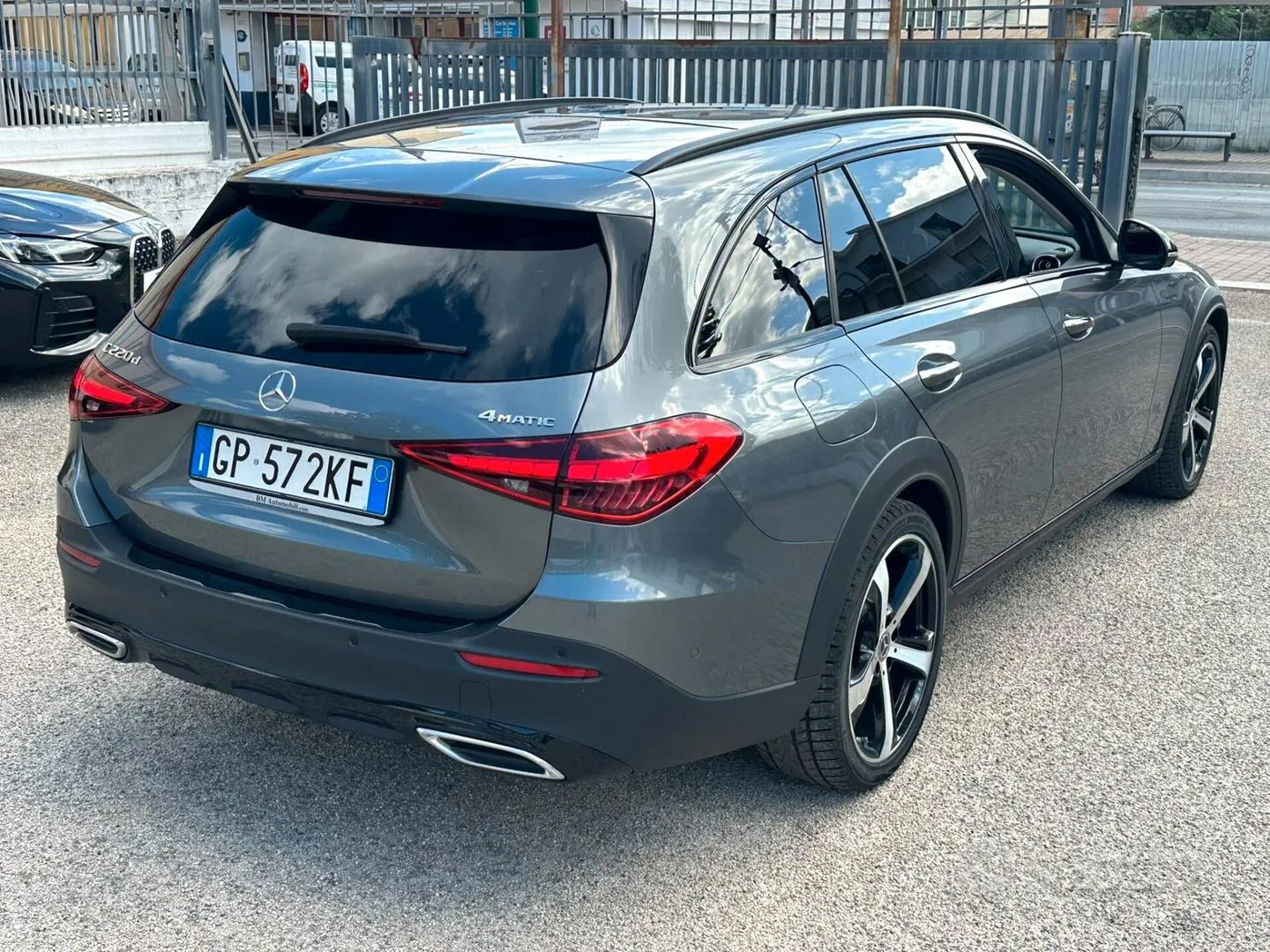 Mercedes-Benz C-Class 2023 photo 4