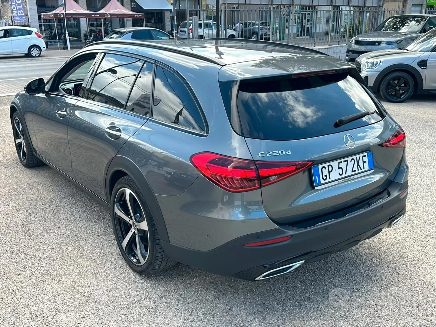 Mercedes-Benz C-Class 2023 photo 3