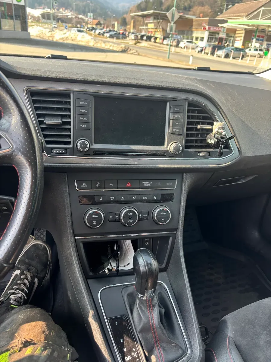 Seat Leon 2016 photo 2