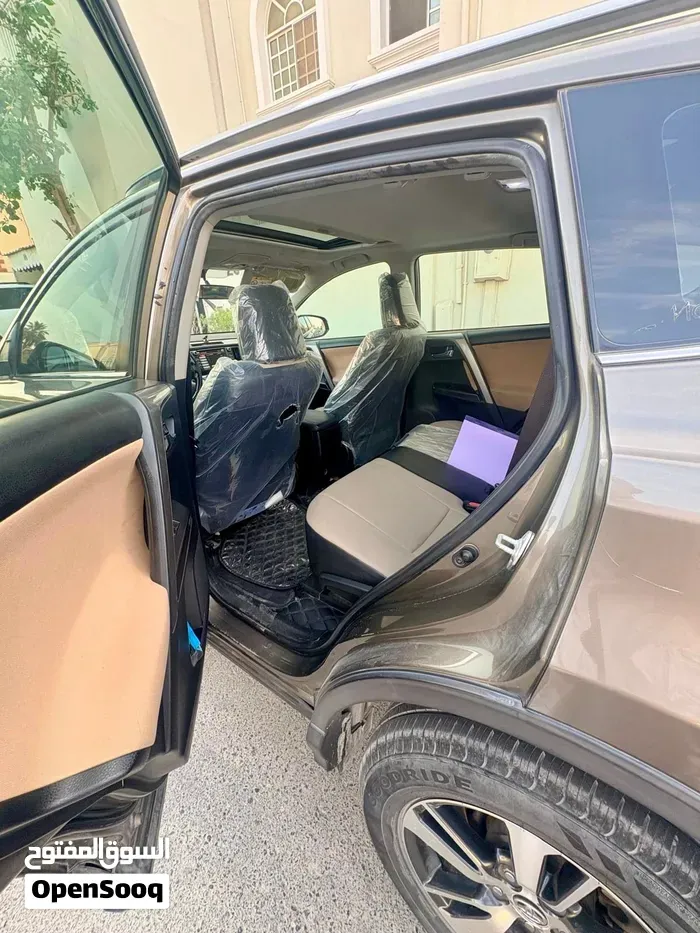 Toyota Rav 4 2018 photo 2