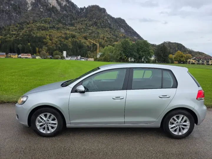 Volkswagen Golf 2009 photo 3