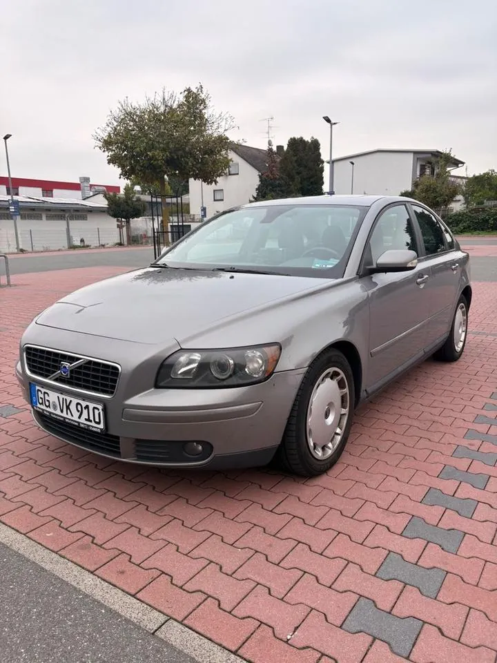 Volvo S40