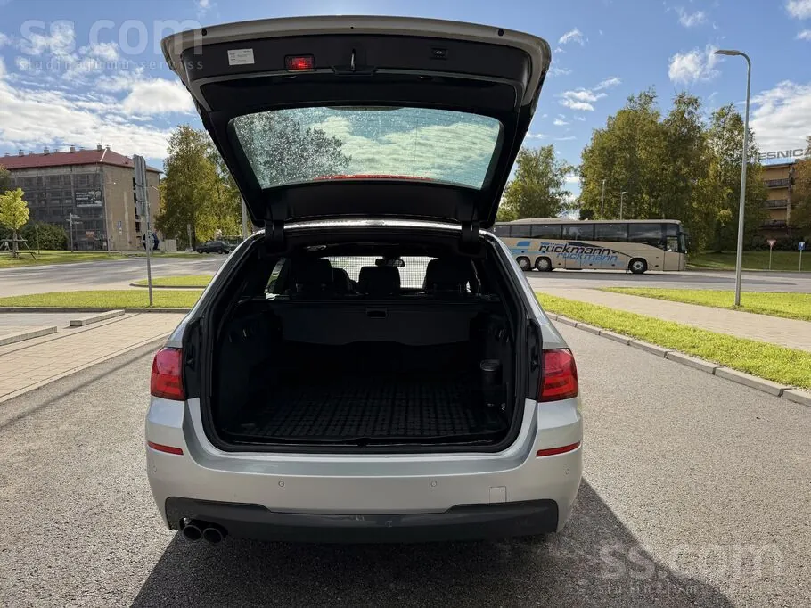 BMW 530 2011 photo 4