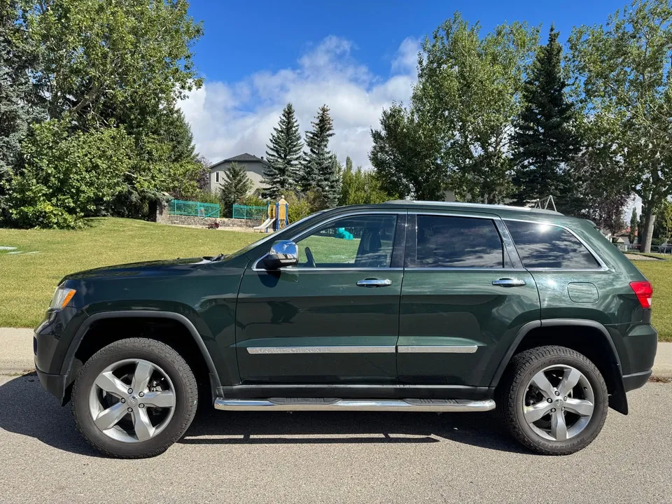 Jeep Grand Cherokee 2011 photo 2