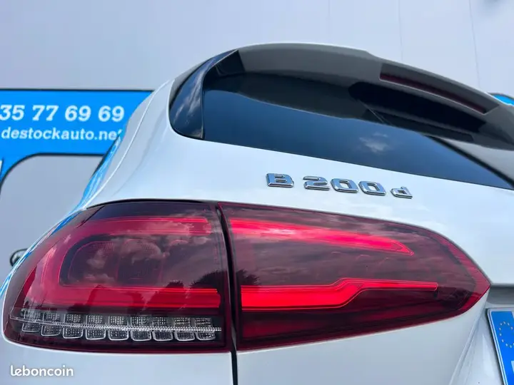 Mercedes-Benz B-Class 2020 photo 4