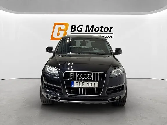 Audi Q7 2011 photo 3