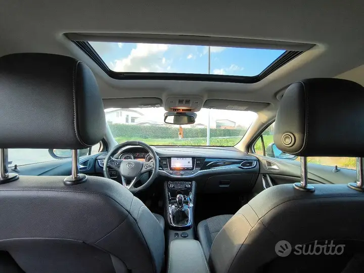 Opel Astra 2016 photo 2