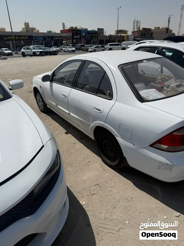 Nissan Sunny 2008 photo 3