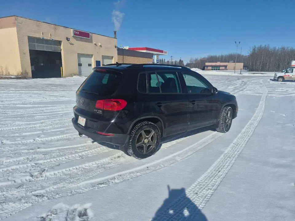 Volkswagen Tiguan 2012 photo 3