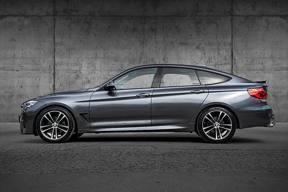 BMW 330I
