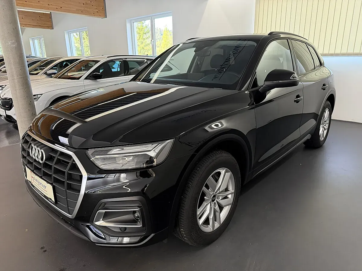Audi Q5 2022 photo 2