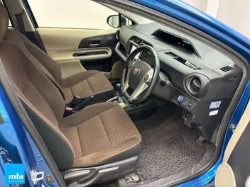 Toyota Aqua 2014 photo 4