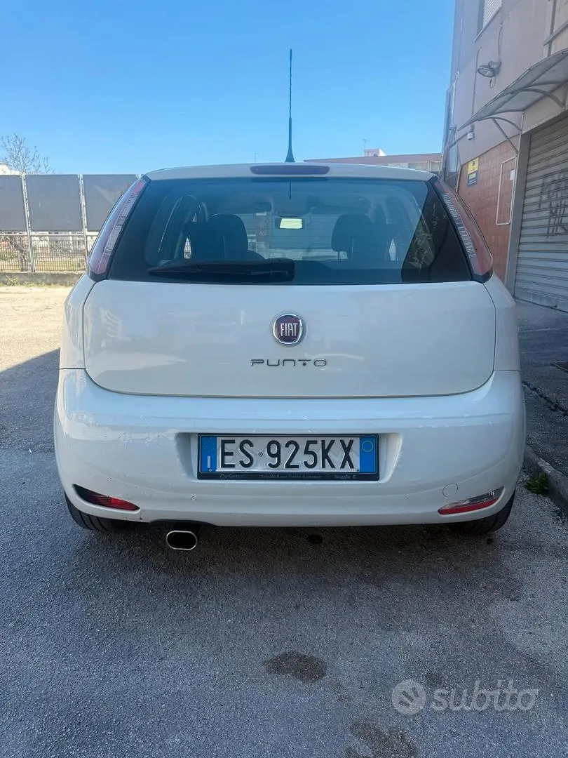 Fiat Punto 2013 photo 5