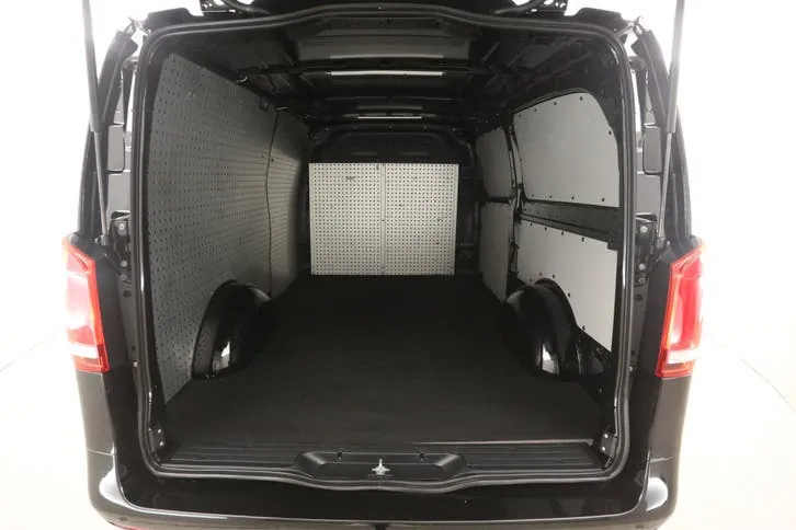 Mercedes-Benz Vito 2023 photo 3