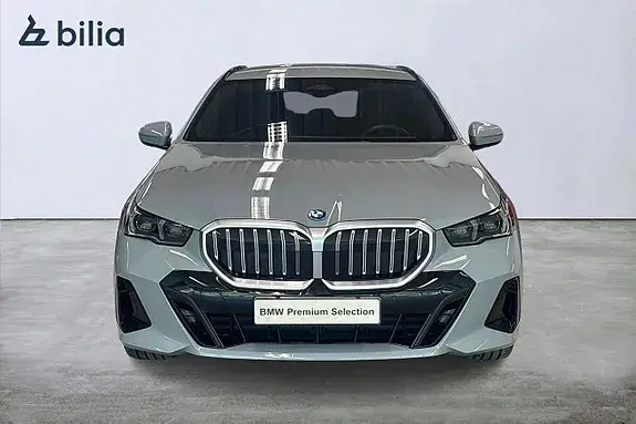 BMW 530E 2025 photo 5