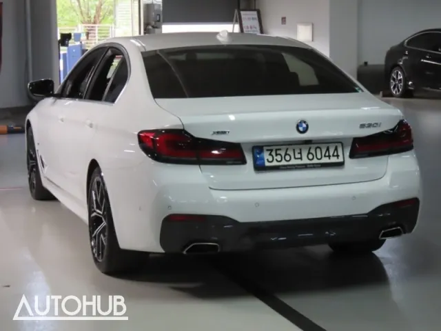 BMW 5 Series 2021 photo 4