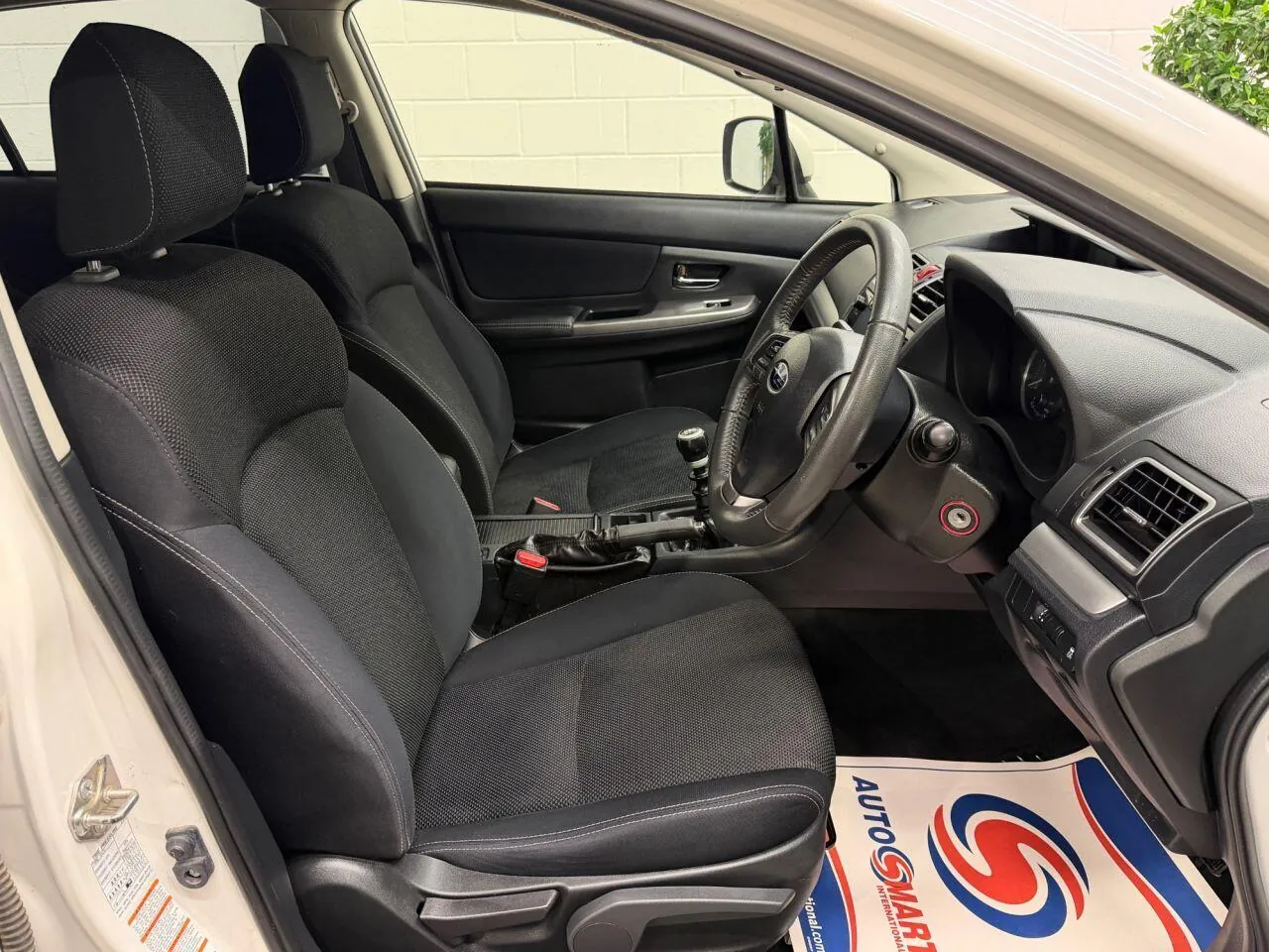 Subaru Xv 2015 photo 3