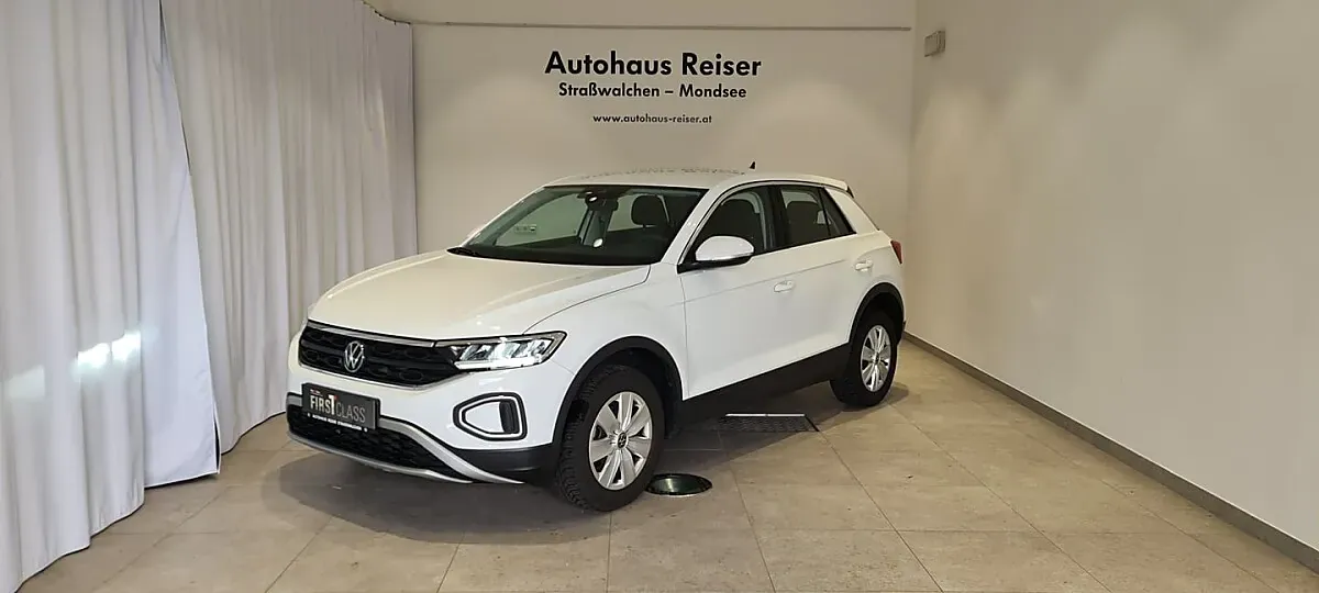 Volkswagen T-Roc 2023 photo 2