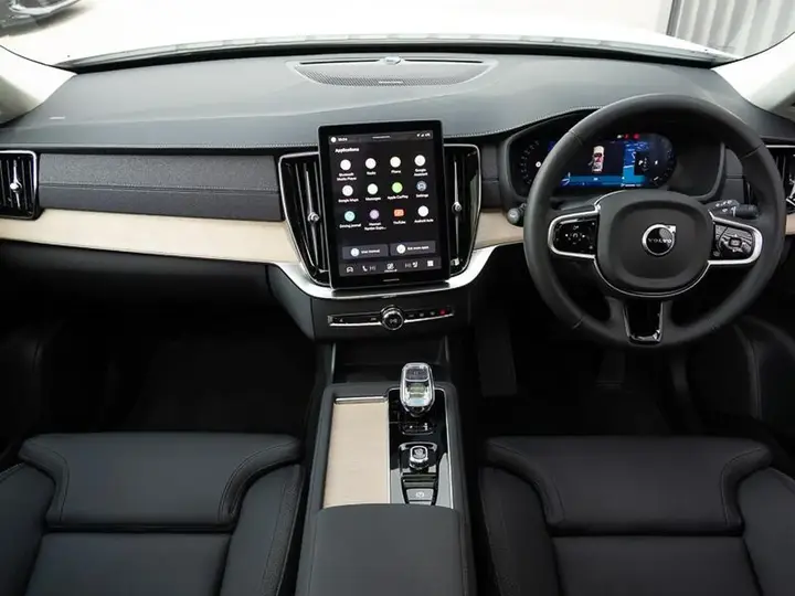 Volvo Xc90 2025 photo 3